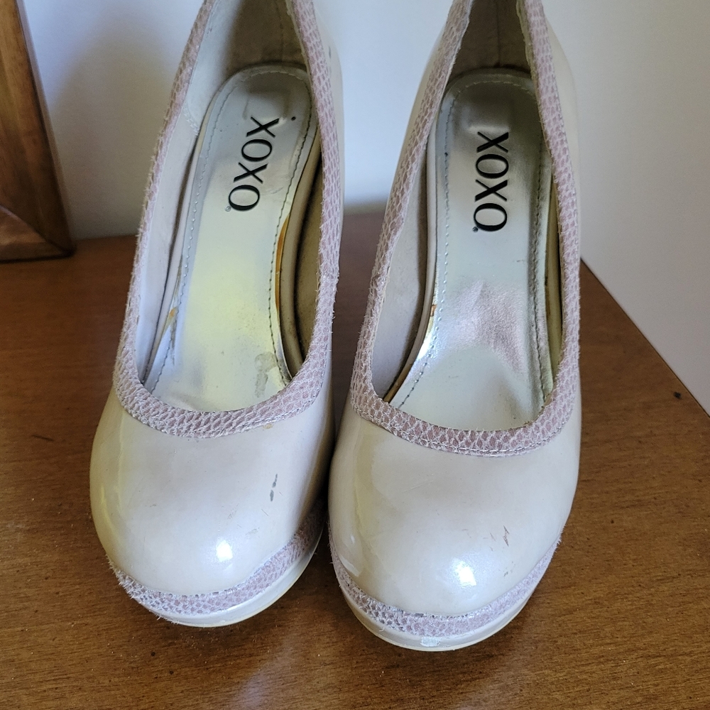 Xoxo Nude Camille Pumps